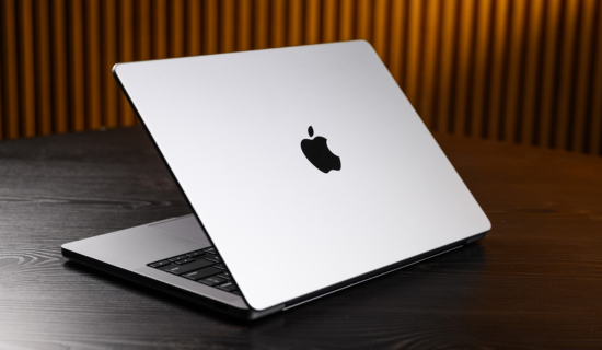 Apple Laptops
